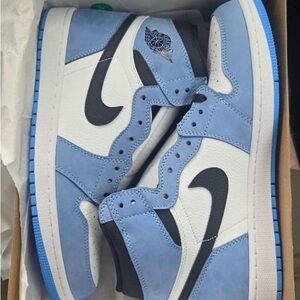 NIB Nike mens Air Jordan 1 High Basketball size 11